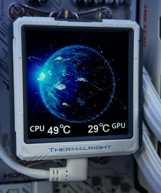 PC Gamer Gama Media - Streamer | AMD Ryzen 5 9600X / RTX 5060Ti 16GB / 1Tb Almacenamiento / Full Blanco - Imagen 4